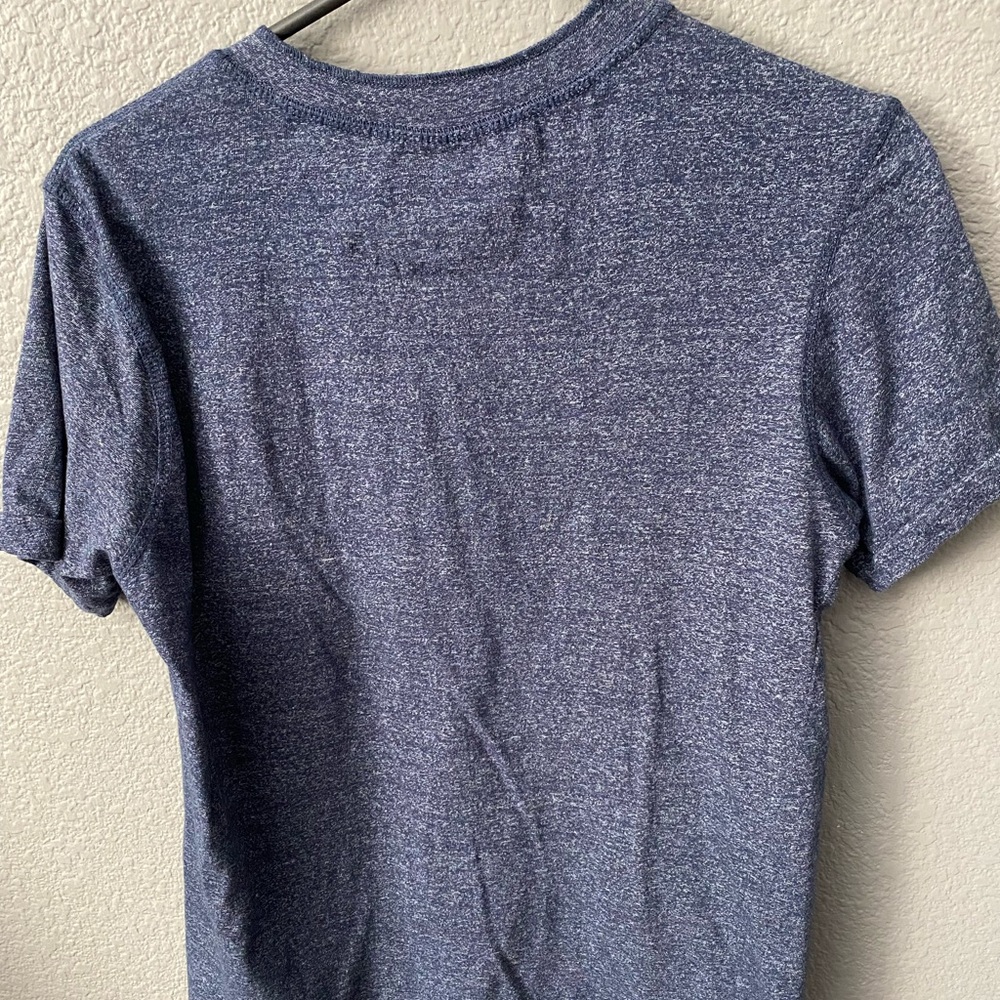T-Shirt - Picture 3 of 3